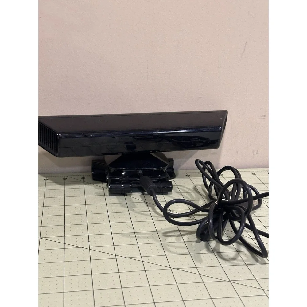 Microsoft 1414 Xbox‎ 360 Kinect Sensor Bar Only - Black